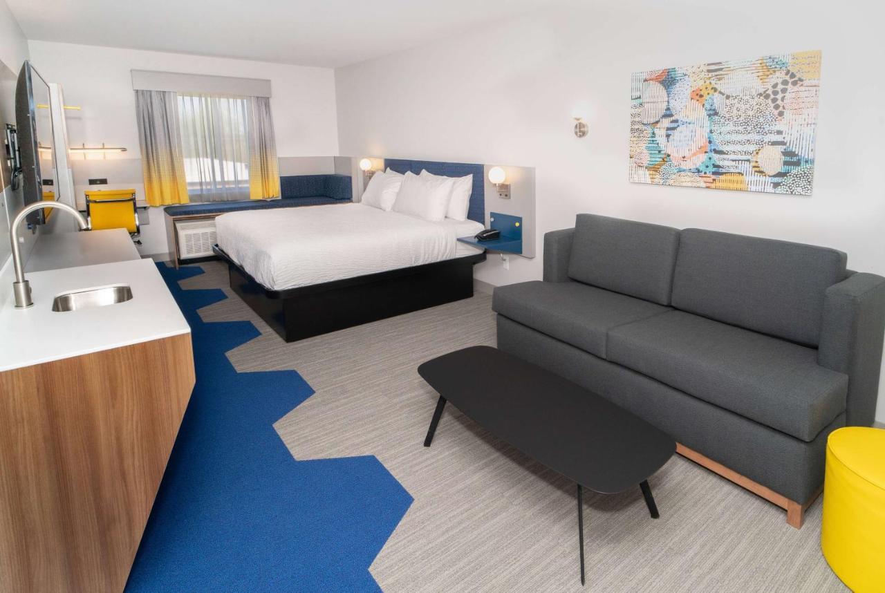 Microtel Inn & Suites By Wyndham Macedon Εξωτερικό φωτογραφία